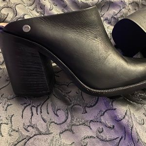 Black Ugg heel mules size 7